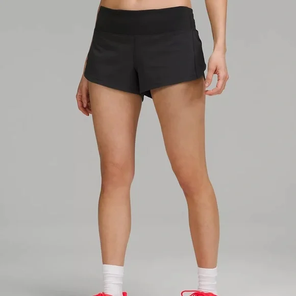 Lululemon speed up low rise lined short 2.5” - Picture 3 of 9